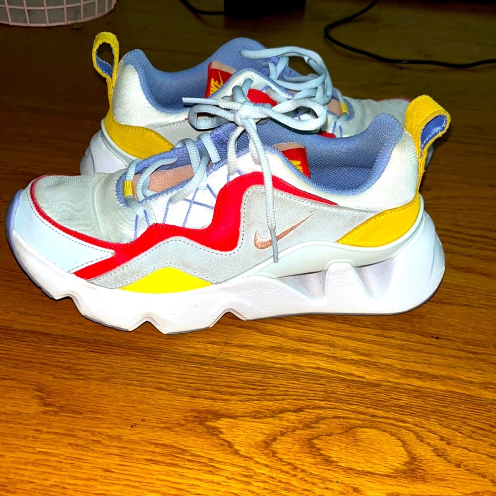 Nike RYZ 365 Women’s Size 7.5